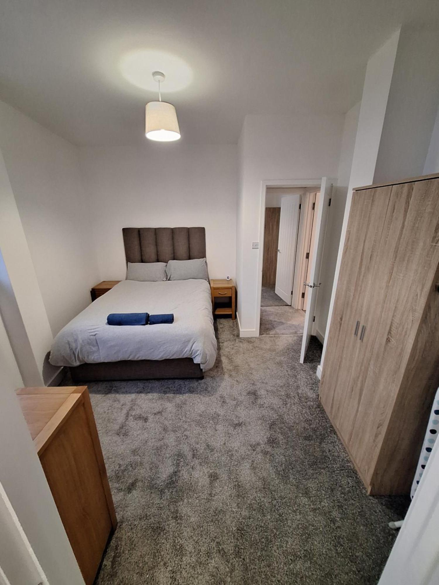 Appartamento Centre Of The Town Whitchurch  Esterno foto